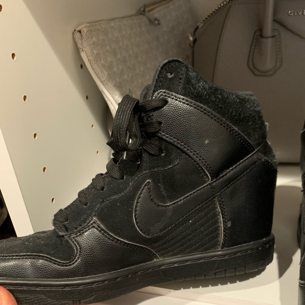 Platform sneakers